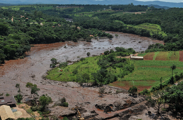 egião atingida pelo rompimento da barragem de Brumadinho (MG) – Foto: Vinícius Mendonça/Ibama via Flickr-CC CC BY-SA 2.0